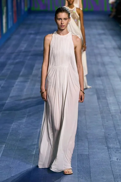 Look 6